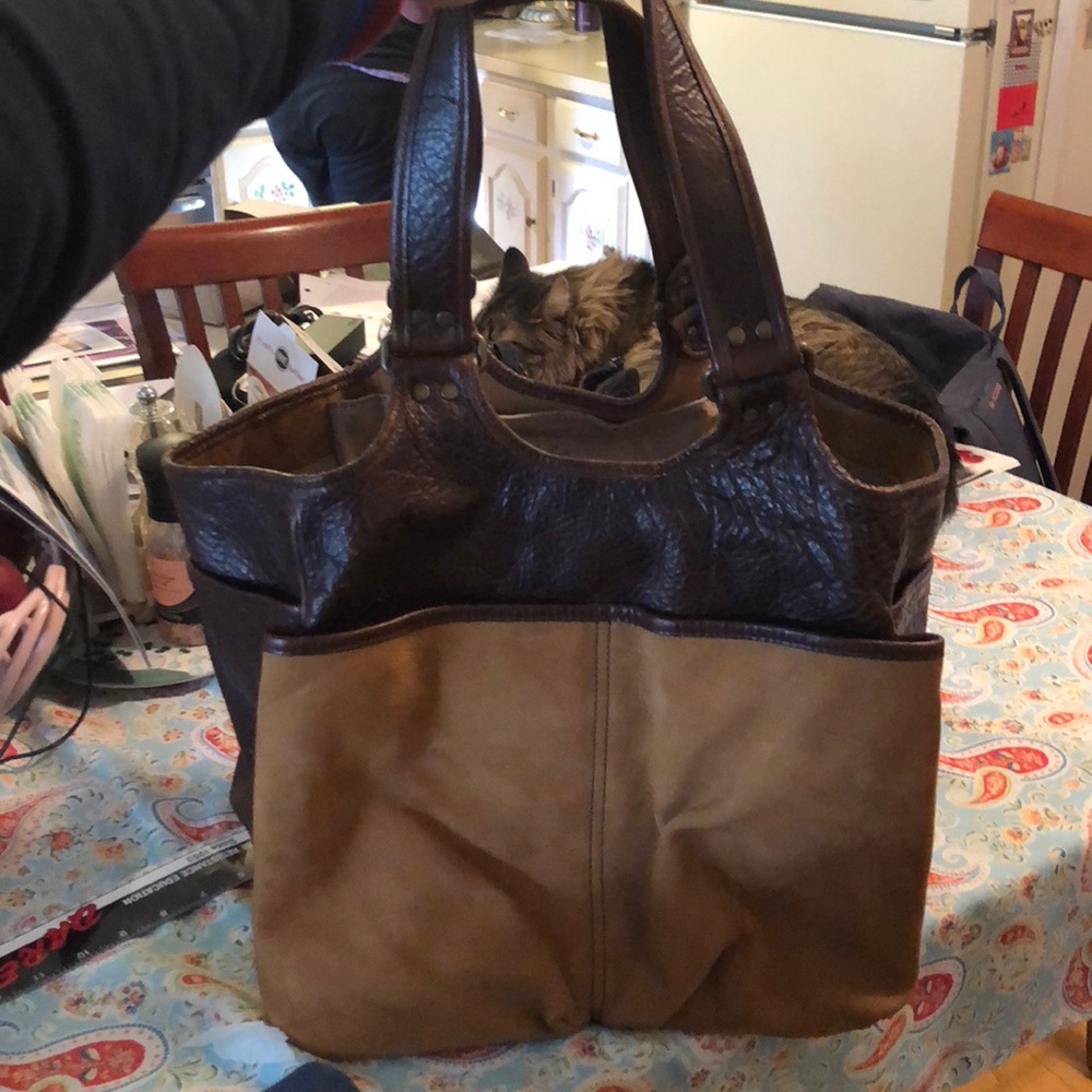 Orvis leather picnic bag